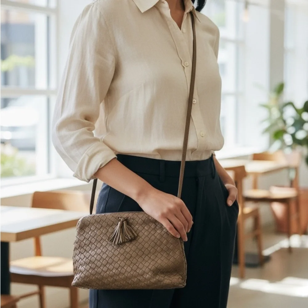 Chic Taupe Woven Leather Crossbody Bag - Picture 3 of 7